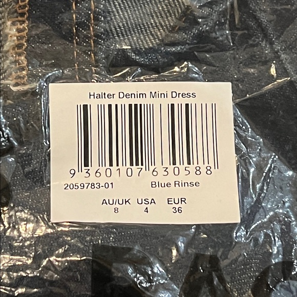 Cotton On Halter Denim Mini Dress - Blue Rinse - Picture 6 of 8